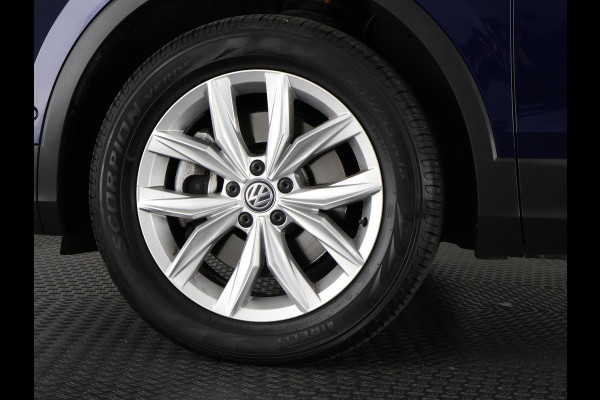 Volkswagen Tiguan 2.0 TSI 4Motion Highline Business R | 360° Camera | Trekhaak | Vol leer | Stoelverwarming | Schuif-/Kanteldak |