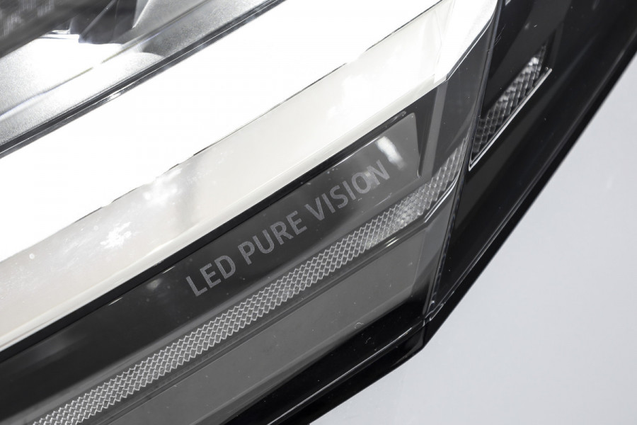 Renault Captur 1.0 TCe 90 PK techno Orig. NL (nieuw model) | Trekhaak | Dig. Cockpit | Cruise | Stoel-+Stuurverw. | PDC | Camera | NAV + App. Connect | ECC | DAB | LM 18" |