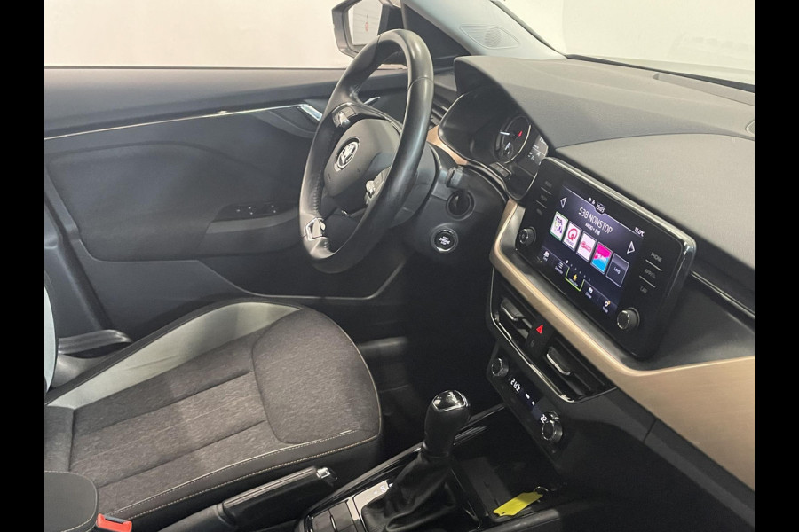 Škoda Kamiq 1.0 TSI 110pk DSG Style Navigatie Apple Carplay/Android Auto Climate Control Elektrisch bedienbare kofferbak Dab Extra Getint Glas