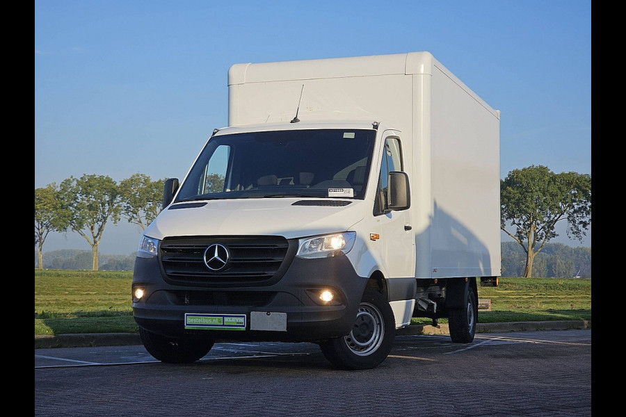 Mercedes-Benz Sprinter 317 1.9 CDI L3 Bakwagen Laadklep Airco Camera Navi Mbux Euro6 170 PK!