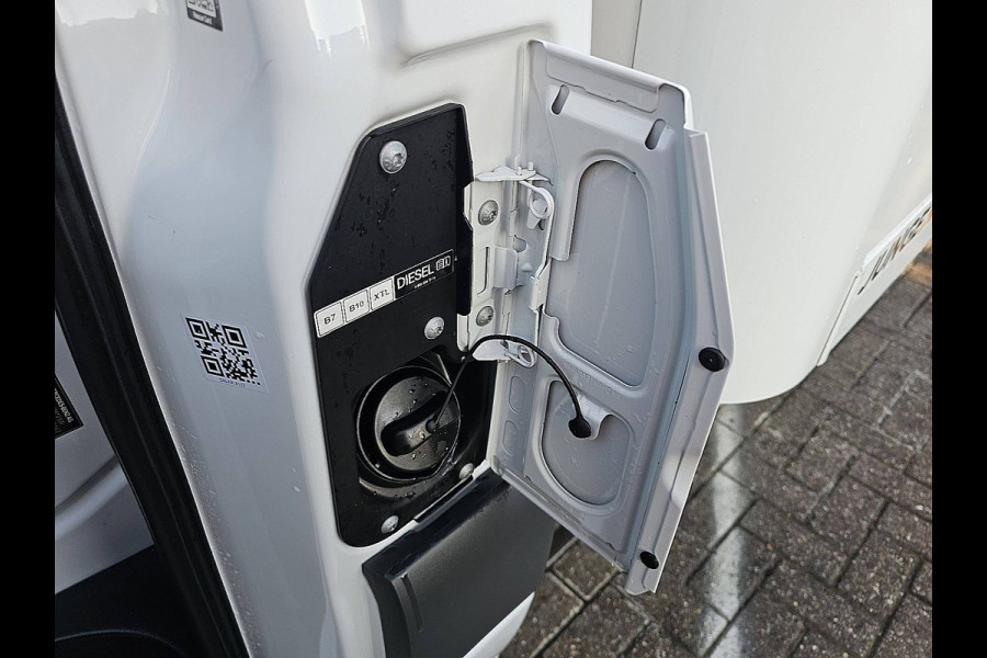 Mercedes-Benz Sprinter 317 1.9 CDI L3 Bakwagen Laadklep Airco Camera Navi Mbux Euro6 170 PK!