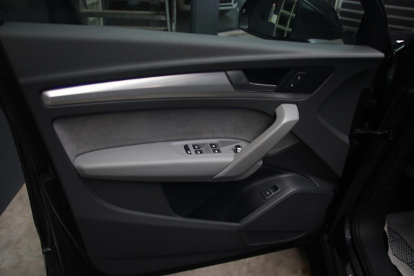 Audi Q5 2.0 TFSI Quattro PANO-HUD-TREKHAAK-CARPLAY