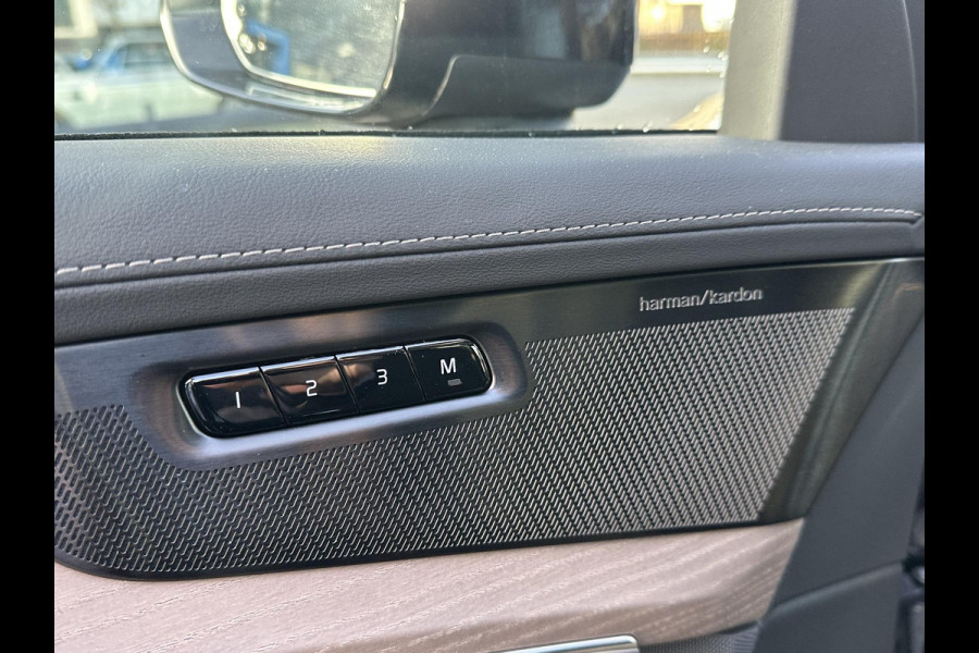 Volvo XC90 2.0 T8 Plug-in hybrid AWD Plus Dark 1000KM| VOL OPTIES!|FABRIEKSGARANTIE T/M 09-2027|  PANO| MEM. STOELEN| STOEL/ STUURVERW.| 360 CAMERA| DODE HOEK | ACHTERBANK VERWARMD|