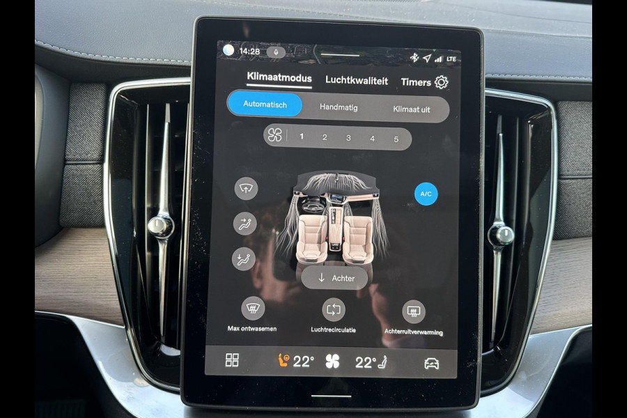 Volvo XC90 2.0 T8 Plug-in hybrid AWD Plus Dark 1000KM| VOL OPTIES!|FABRIEKSGARANTIE T/M 09-2027|  PANO| MEM. STOELEN| STOEL/ STUURVERW.| 360 CAMERA| DODE HOEK | ACHTERBANK VERWARMD|