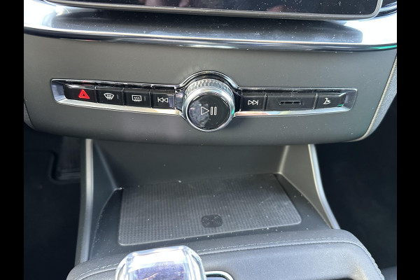 Volvo XC90 2.0 T8 Plug-in hybrid AWD Plus Dark 1000KM| VOL OPTIES!|FABRIEKSGARANTIE T/M 09-2027|  PANO| MEM. STOELEN| STOEL/ STUURVERW.| 360 CAMERA| DODE HOEK | ACHTERBANK VERWARMD|