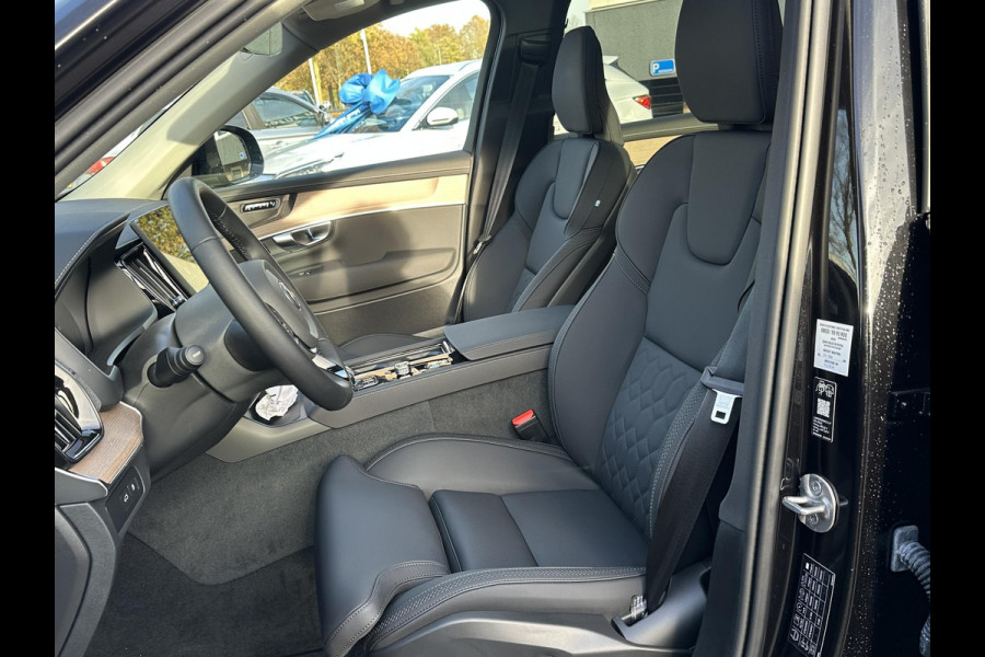 Volvo XC90 2.0 T8 Plug-in hybrid AWD Plus Dark 1000KM| VOL OPTIES!|FABRIEKSGARANTIE T/M 09-2027|  PANO| MEM. STOELEN| STOEL/ STUURVERW.| 360 CAMERA| DODE HOEK | ACHTERBANK VERWARMD|
