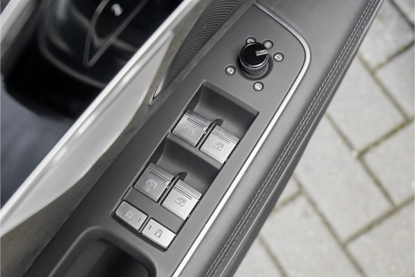 Audi A8 55 TFSI Quattro ProLine Plus B&O Matrix Schuifdak 4Wielsturing 20"