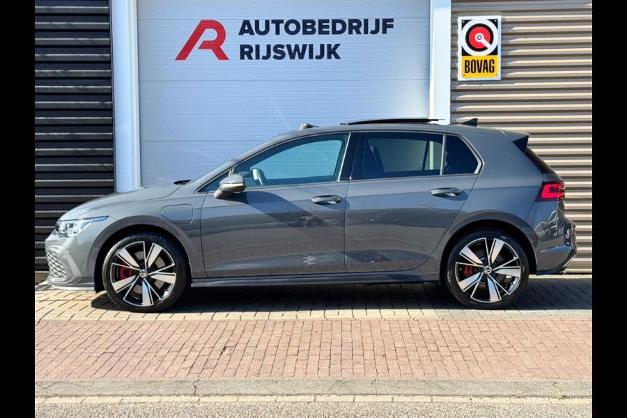 Volkswagen Golf 1.4 eHybrid GTE Memory/Leer/Matrix/HuD/Pano