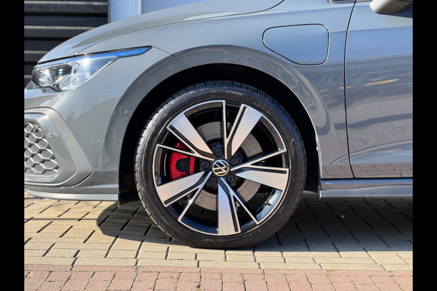 Volkswagen Golf 1.4 eHybrid GTE Memory/Leer/Matrix/HuD/Pano