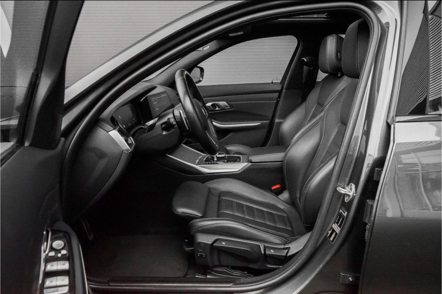 BMW 3 Serie Touring 330i M-Sport Pano Leder H/K Trekhaak 19"