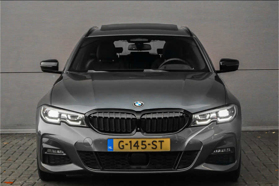 BMW 3 Serie Touring 330i M-Sport Pano Leder H/K Trekhaak 19"