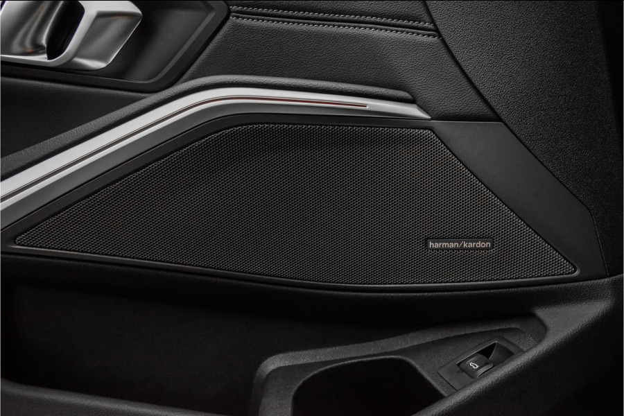 BMW 3 Serie Touring 330i M-Sport Pano Leder H/K Trekhaak 19"