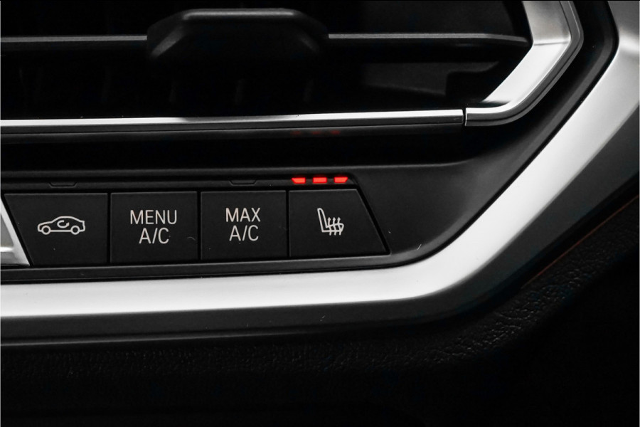 BMW 3 Serie Touring 330i M-Sport Pano Leder H/K Trekhaak 19"