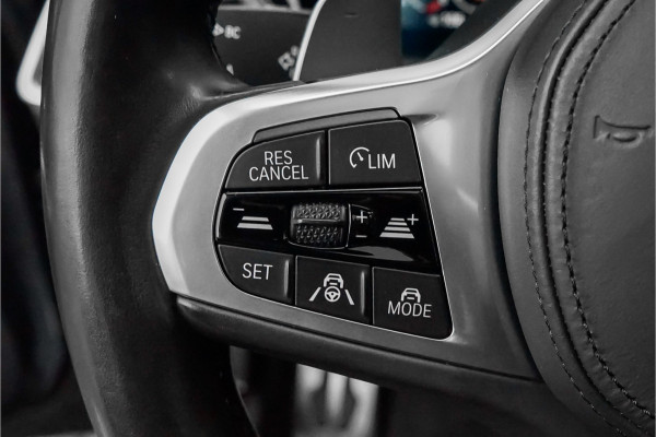 BMW 3 Serie Touring 330i M-Sport Pano Leder H/K Trekhaak 19"