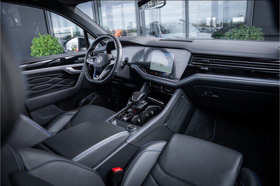 Volkswagen Touareg 3.0 TSi eHybrid 4MOTION R - Panorama | Stoelkoeling & Massage | Luchtvering