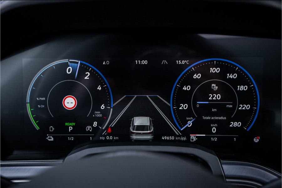 Volkswagen Touareg 3.0 TSi eHybrid 4MOTION R - Panorama | Stoelkoeling & Massage | Luchtvering
