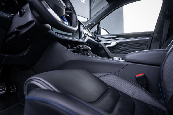 Volkswagen Touareg 3.0 TSi eHybrid 4MOTION R - Panorama | Stoelkoeling & Massage | Luchtvering