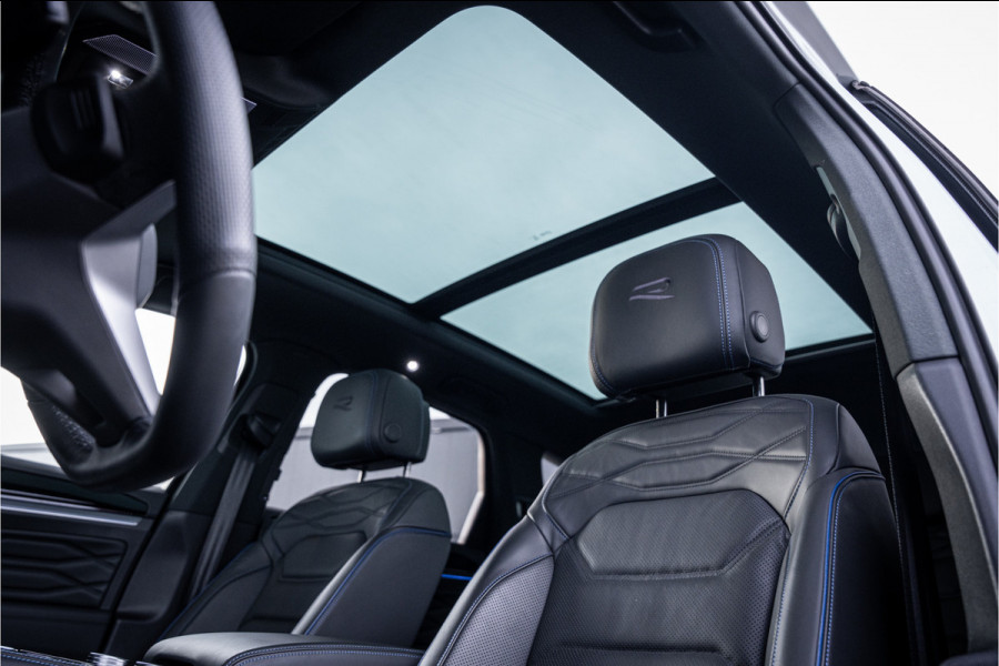 Volkswagen Touareg 3.0 TSi eHybrid 4MOTION R - Panorama | Stoelkoeling & Massage | Luchtvering