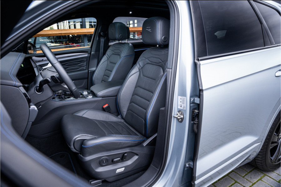 Volkswagen Touareg 3.0 TSi eHybrid 4MOTION R - Panorama | Stoelkoeling & Massage | Luchtvering