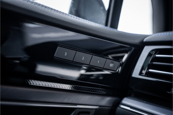 Volkswagen Touareg 3.0 TSi eHybrid 4MOTION R - Panorama | Stoelkoeling & Massage | Luchtvering