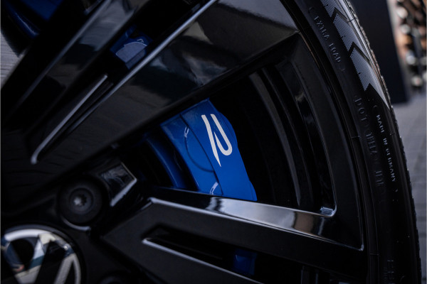 Volkswagen Touareg 3.0 TSi eHybrid 4MOTION R - Panorama | Stoelkoeling & Massage | Luchtvering