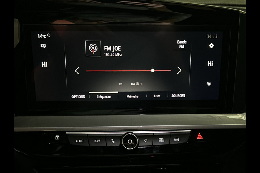 Opel Mokka Electric Ultimate 50 kWh Topstaat zeer sportieve Mokka! |   Multimedia | Navi Pro | Zwart dak en motorkap!