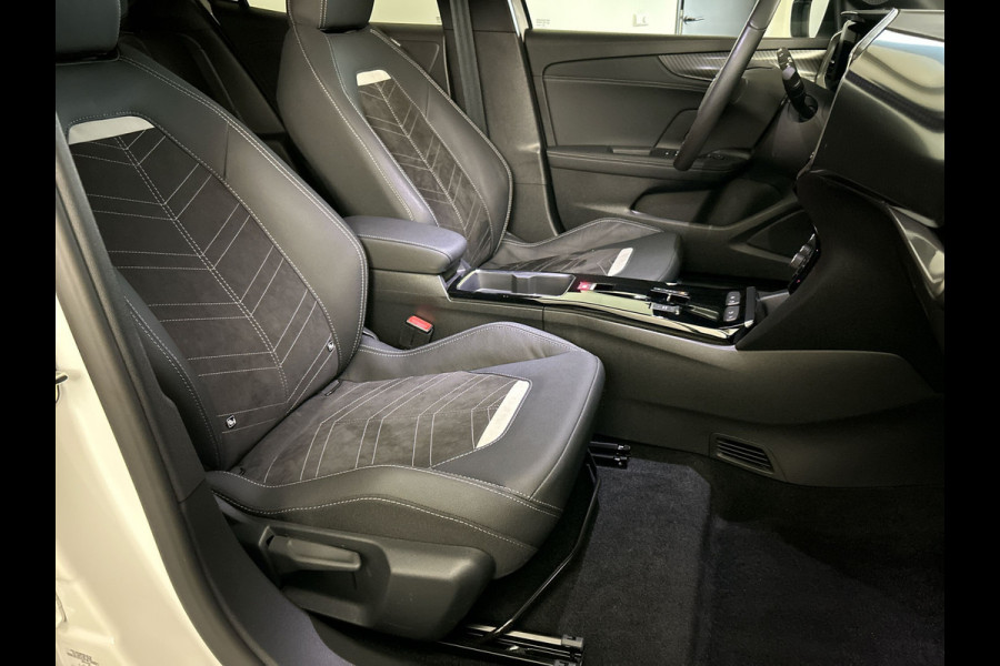 Opel Mokka Electric Ultimate 50 kWh Topstaat zeer sportieve Mokka! |   Multimedia | Navi Pro | Zwart dak en motorkap!