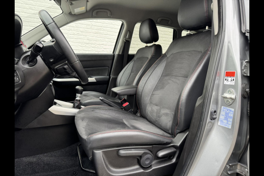 Suzuki Vitara 1.4 S Boosterjet Adaptive cruise Climate control Stoelverwarming Apple / Android Navigatie Achteruitrijcamera