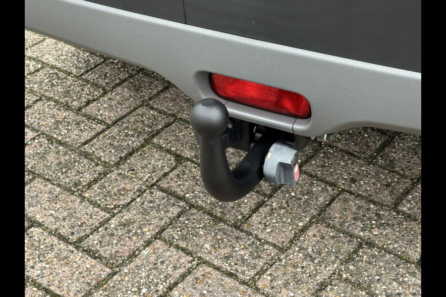 Suzuki Vitara 1.4 S Boosterjet Adaptive cruise Climate control Stoelverwarming Apple / Android Navigatie Achteruitrijcamera