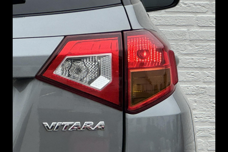 Suzuki Vitara 1.4 S Boosterjet Adaptive cruise Climate control Stoelverwarming Apple / Android Navigatie Achteruitrijcamera