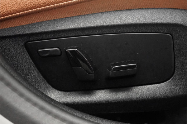 BMW 5 Serie Touring 530e Business Edition M-Sport Laser Trekhaak HUD