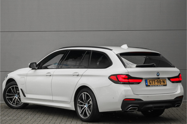 BMW 5 Serie Touring 530e Business Edition M-Sport Laser Trekhaak HUD