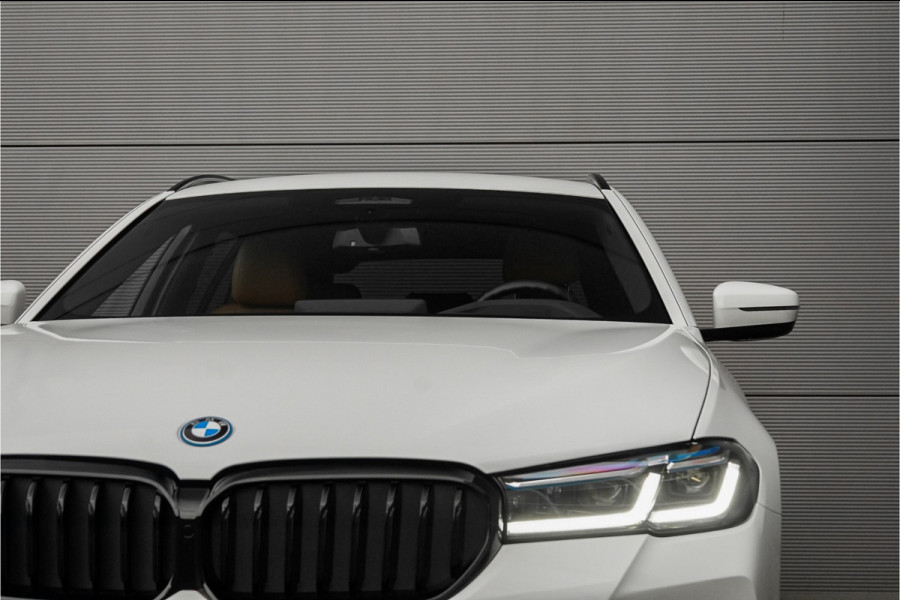 BMW 5 Serie Touring 530e Business Edition M-Sport Laser Trekhaak HUD