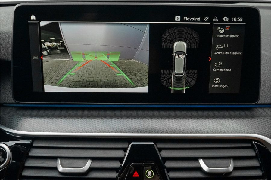 BMW 5 Serie Touring 530e Business Edition M-Sport Laser Trekhaak HUD