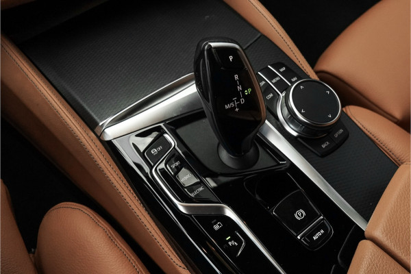 BMW 5 Serie Touring 530e Business Edition M-Sport Laser Trekhaak HUD