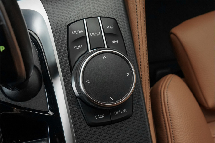 BMW 5 Serie Touring 530e Business Edition M-Sport Laser Trekhaak HUD