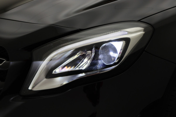 Mercedes-Benz GLA 250 4Matic Panoramadak, Memory Stoelen, Camera