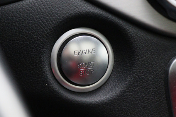 Mercedes-Benz GLA 250 4Matic Panoramadak, Memory Stoelen, Camera