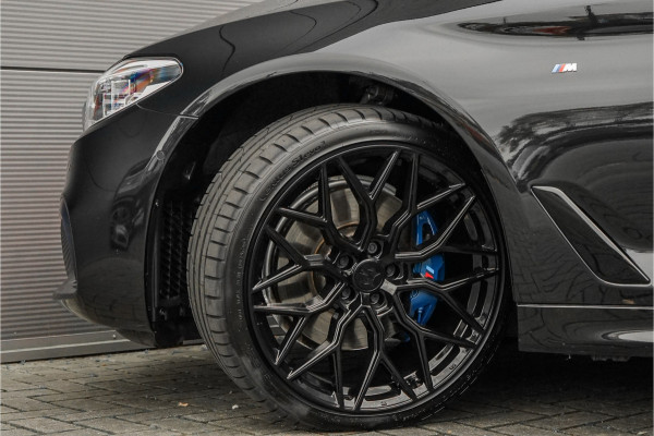 BMW 5 Serie Touring 530i High Ex M-Sport Pano HUD Camera Memory Seats