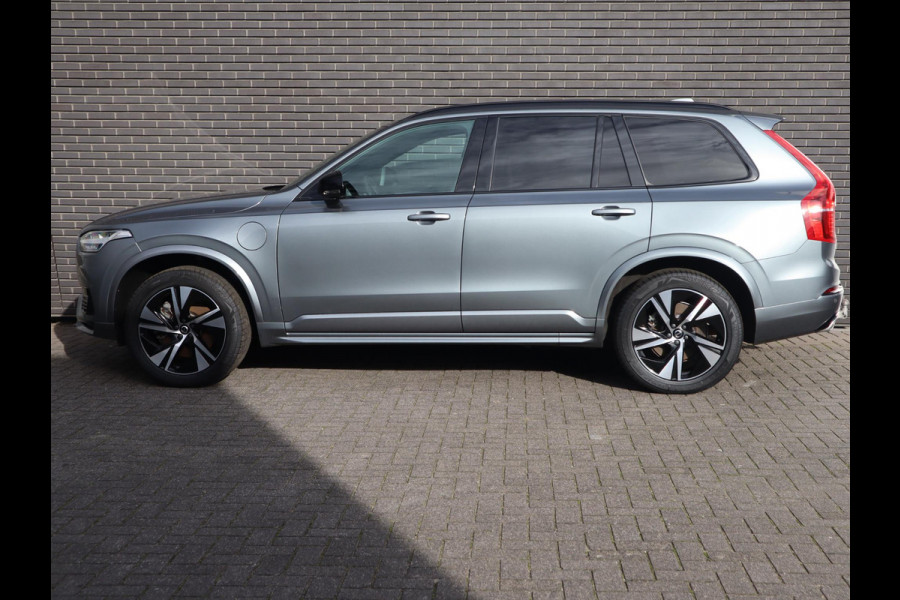 Volvo XC90 2.0 T8 Twin Engine AWD Inscription Automaat / 7 Persoons / Panoramadak / Harman Kardon / Comfortstoelen / Trekhaak / 20 Inch / Stoelverwarming / Achteruitrijcamera / LED / Elektrisch Verstelbare Stoelen