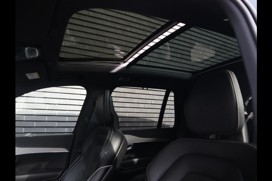 Volvo XC90 2.0 T8 Twin Engine AWD Inscription Automaat / 7 Persoons / Panoramadak / Harman Kardon / Comfortstoelen / Trekhaak / 20 Inch / Stoelverwarming / Achteruitrijcamera / LED / Elektrisch Verstelbare Stoelen