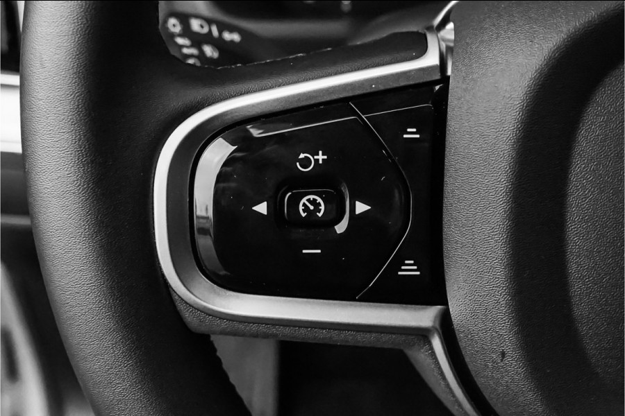 Volvo XC90 2.0 T8 Recharge AWD 7-Pers Facelift 360° Luchtvering Matrix Keyless