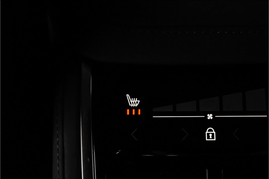 Volvo XC90 2.0 T8 Recharge AWD 7-Pers Facelift 360° Luchtvering Matrix Keyless