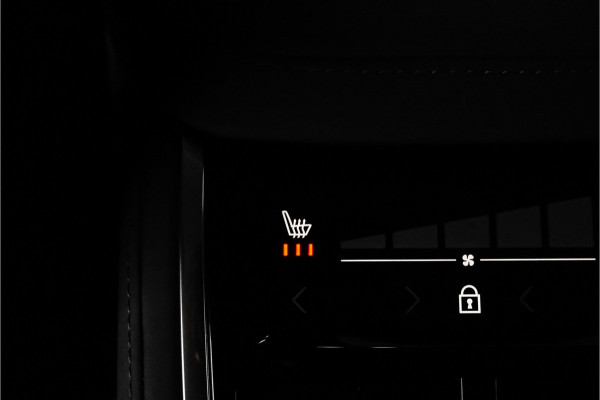 Volvo XC90 2.0 T8 Recharge AWD 7-Pers Facelift 360° Luchtvering Matrix Keyless