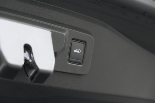 Renault Espace E-Tech full hybrid 200 techno 7p. | Camera | Adaptieve Cruise Control | Elektrische Kofferklep