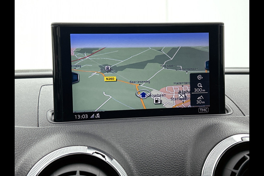 Audi A3 SPORTBACK 35 TFSI CoD S-Line (DIGITALE COCKPIT, STOELVERWARMING, LED, DEALER ONDERHOUDEN)