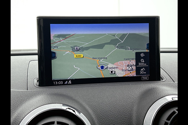 Audi A3 SPORTBACK 35 TFSI CoD S-Line (DIGITALE COCKPIT, STOELVERWARMING, LED, DEALER ONDERHOUDEN)