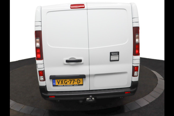 Renault Trafic 2.0 dCi 130 T30 L2H1 Luxe Excl. BTW Airco - Cruise Control - Bluetooth - Trekhaak - Parkeersensor Achter - Zijschuifdeur Rechts - 12 Maanden BOVAG Garantie