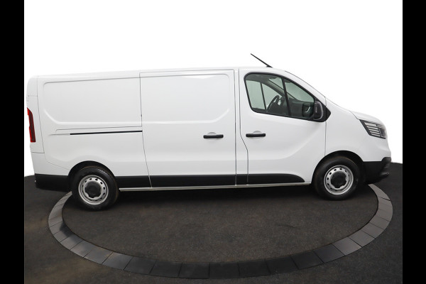 Renault Trafic 2.0 dCi 130 T30 L2H1 Luxe Excl. BTW Airco - Cruise Control - Bluetooth - Trekhaak - Parkeersensor Achter - Zijschuifdeur Rechts - 12 Maanden BOVAG Garantie