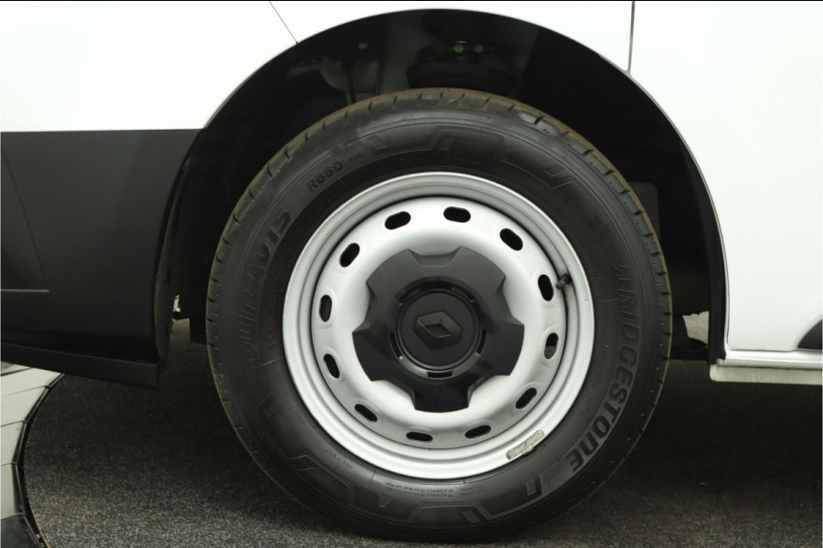 Renault Trafic 2.0 dCi 130 T30 L2H1 Luxe Excl. BTW Airco - Cruise Control - Bluetooth - Trekhaak - Parkeersensor Achter - Zijschuifdeur Rechts - 12 Maanden BOVAG Garantie